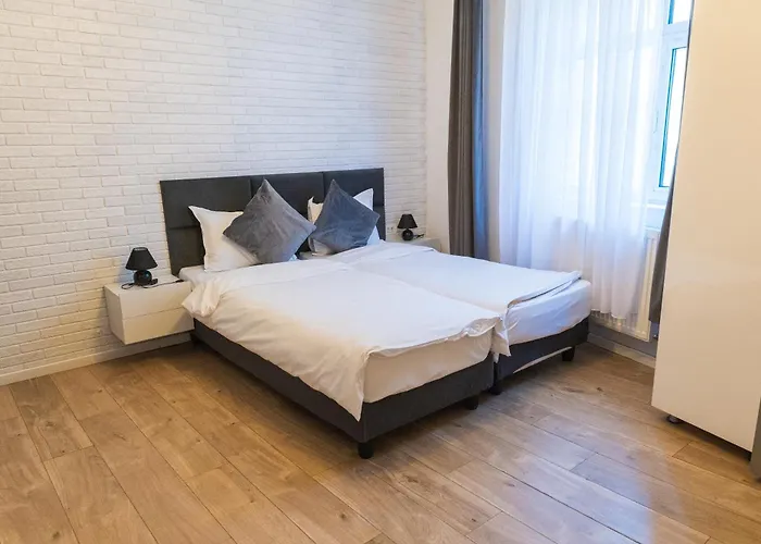 Moise House - Kosher Aparthotel